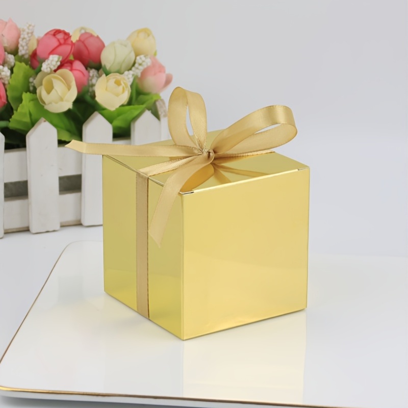 Golden Square Gift Packaging Boxes for Cosmetics and Perfume
